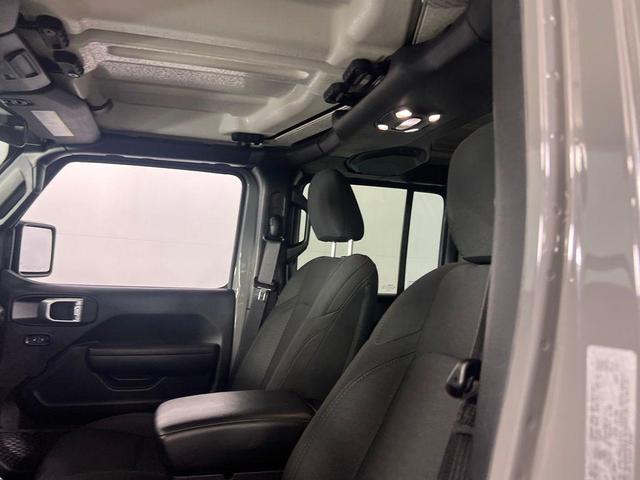 Photo of 2022 Sting Gray Clearcoat Jeep Wrangler Unlimited