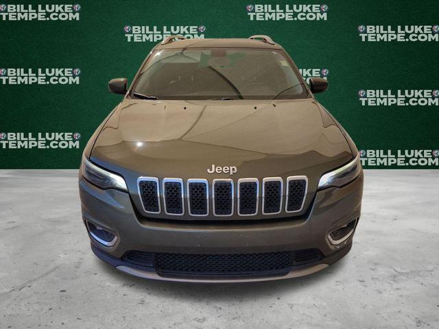 Photo of 2019 Olive Green Pearlcoat Jeep Cherokee