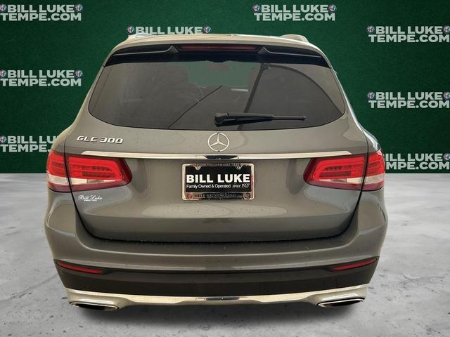 Photo of 2018 Iridium Silver Metallic Mercedes-Benz GLC 300