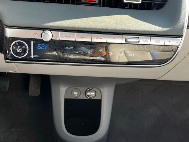 Photo of 2023 Gray Hyundai IONIQ 5