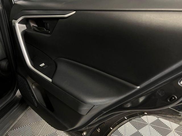 Photo of 2024 Magnetic Gray Metallic Toyota RAV4