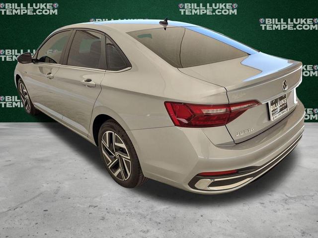 Photo of 2024 Pyrite Silver Metallic Volkswagen Jetta