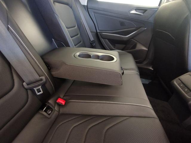 Photo of 2024 Pyrite Silver Metallic Volkswagen Jetta