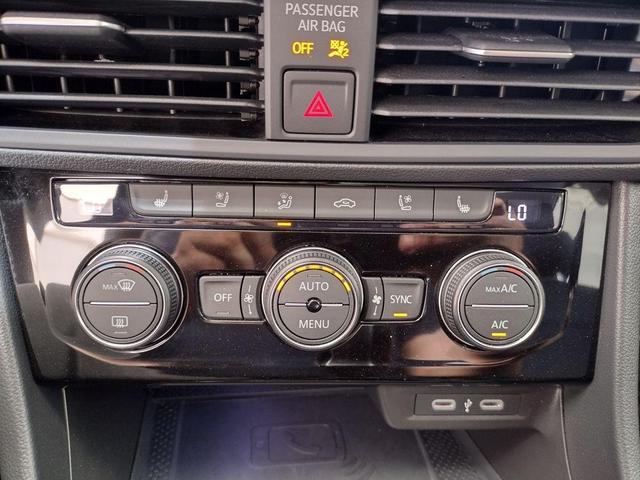 Photo of 2024 Pyrite Silver Metallic Volkswagen Jetta