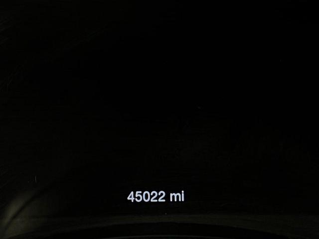 Photo of 2021 Bright White Clearcoat Jeep Grand Cherokee