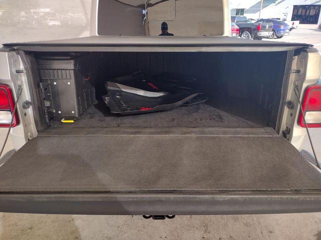 Photo of 2022 Silver Zynith Clearcoat Jeep Gladiator