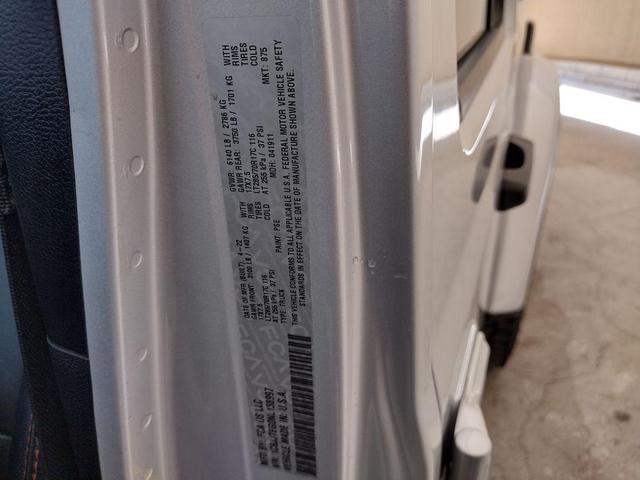 Photo of 2022 Silver Zynith Clearcoat Jeep Gladiator