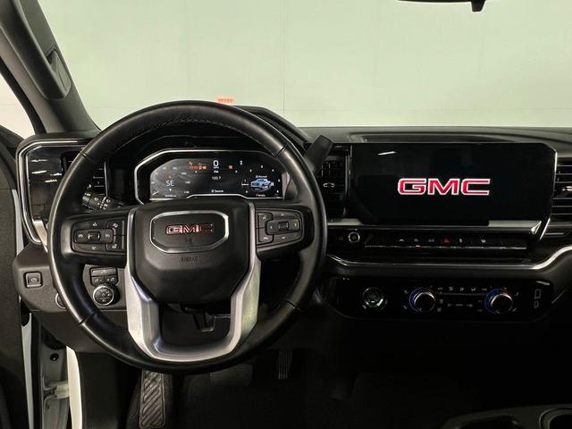 Photo of 2023 Summit White GMC Sierra 1500
