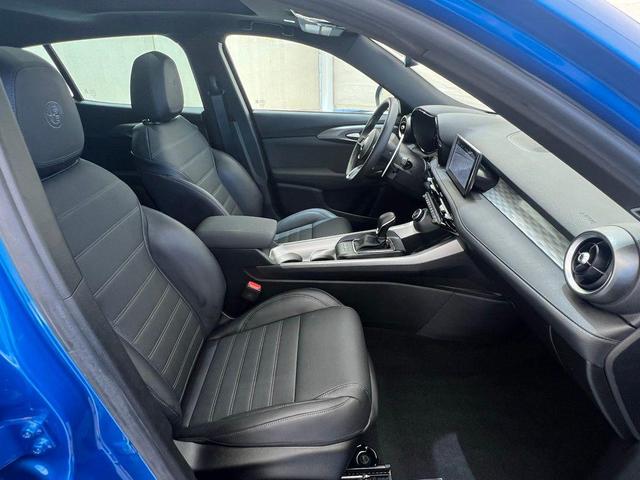 Photo of 2024 Misano Blue Metallic Alfa Romeo Tonale