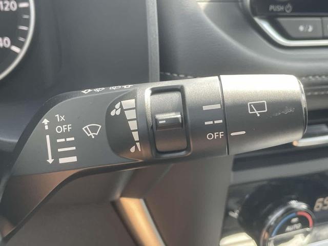 Photo of 2025 Super Black Nissan Rogue