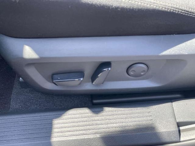 Photo of 2023 Gun Metallic Nissan Rogue