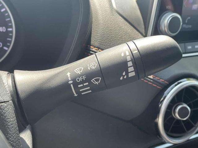 Photo of 2022 Super Black Nissan Sentra