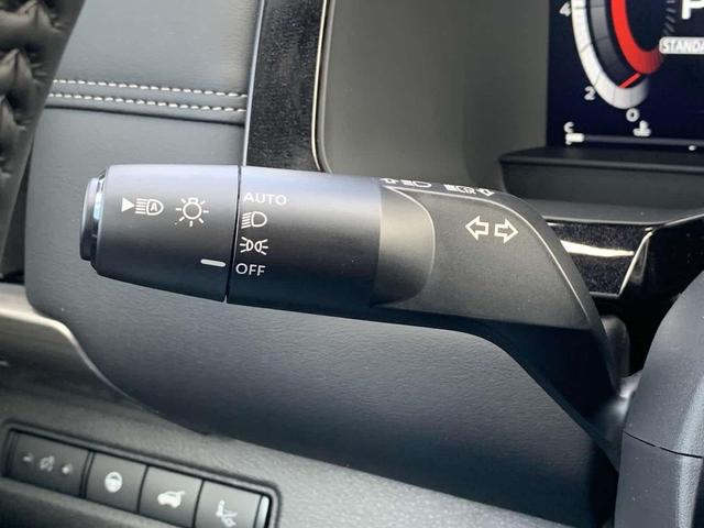 Photo of 2025 Super Black Nissan Pathfinder