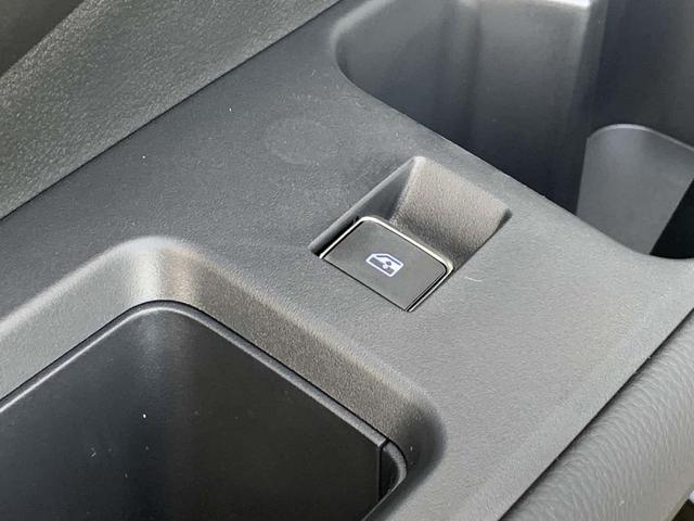Photo of 2025 Super Black Nissan Pathfinder