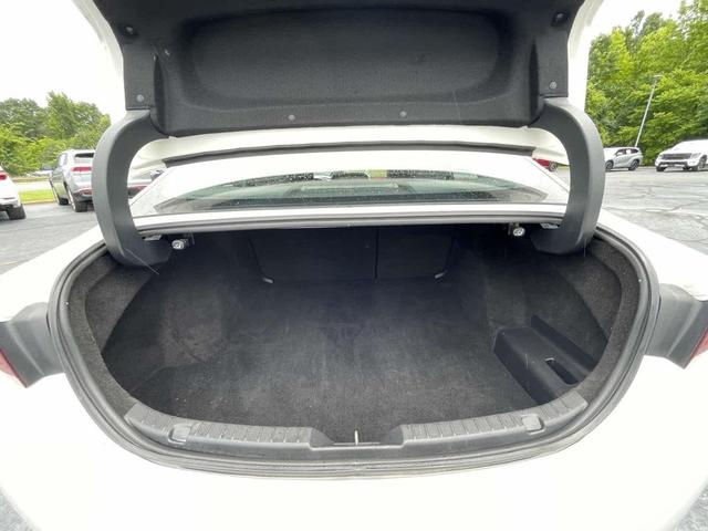 Photo of 2023 Snowflake White Pearl Mica Mazda Mazda3