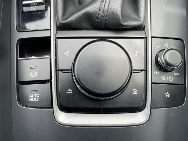 Photo of 2023 Snowflake White Pearl Mica Mazda Mazda3