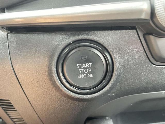 Photo of 2023 Snowflake White Pearl Mica Mazda Mazda3