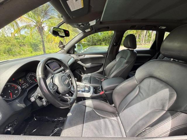 Photo of 2017 White Audi Q5
