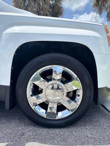 Photo of 2012 Olympic White GMC Terrain