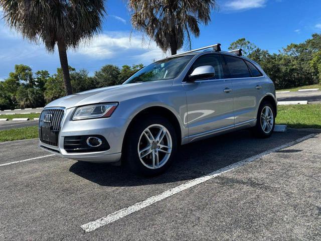 Photo of 2016 Gray Audi Q5