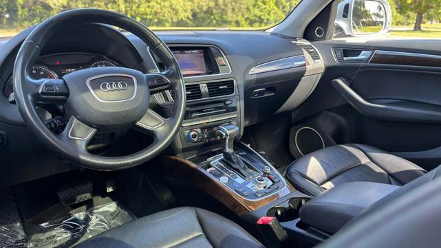 Photo of 2016 Gray Audi Q5