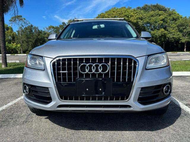 Photo of 2016 Gray Audi Q5
