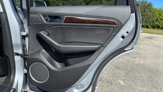 Photo of 2016 Gray Audi Q5