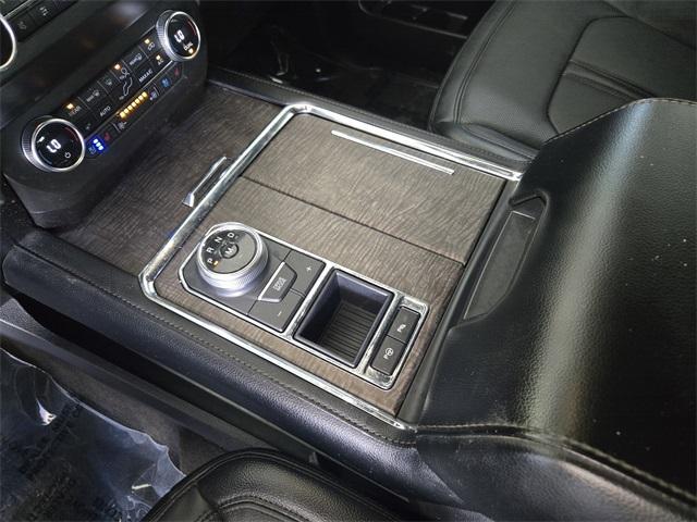 Photo of 2020 Burgundy Ford Expedition