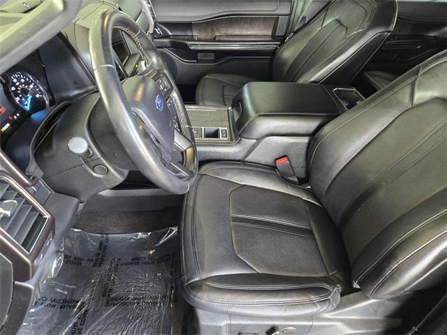 Photo of 2020 Burgundy Ford Expedition