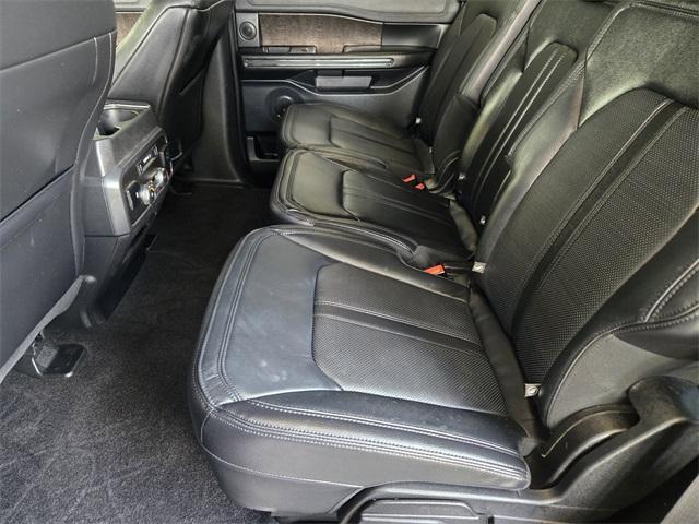 Photo of 2020 Burgundy Ford Expedition