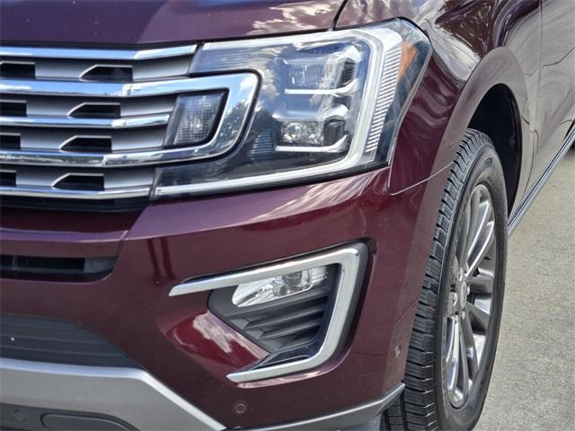Photo of 2020 Burgundy Ford Expedition