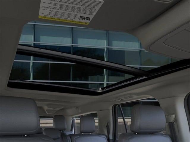 Photo of 2025 Agate Black Metallic Ford Expedition Max