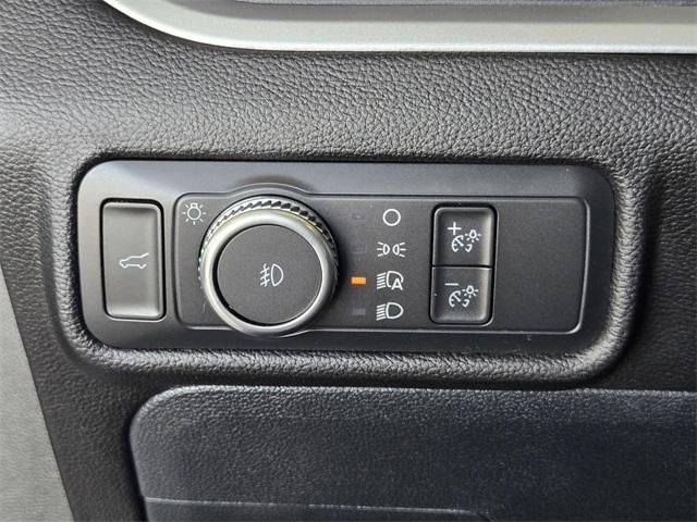Photo of 2022 Atlas Blue Metallic Ford Explorer