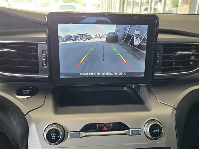 Photo of 2022 Atlas Blue Metallic Ford Explorer