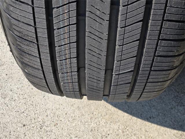 Photo of 2022 Atlas Blue Metallic Ford Explorer