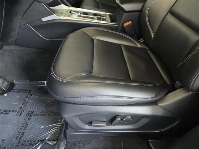 Photo of 2022 Atlas Blue Metallic Ford Explorer
