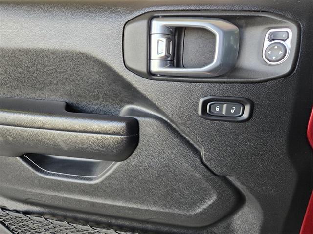 Photo of 2021 Snazzberry Pearlcoat Jeep Wrangler Unlimited
