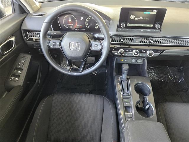 Photo of 2024 SELECT Honda Civic