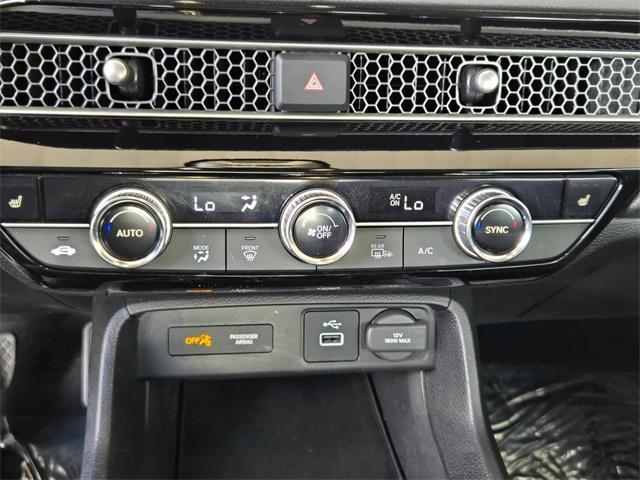 Photo of 2024 SELECT Honda Civic