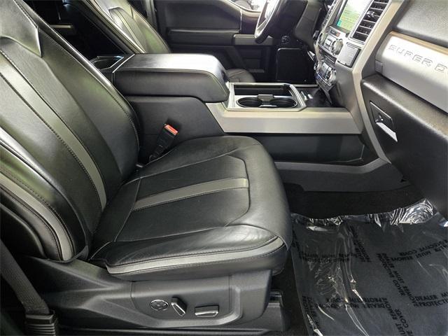 Photo of 2018 Shadow Black Ford F-350