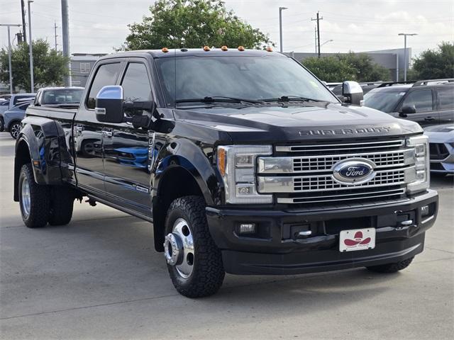 Photo of 2018 Shadow Black Ford F-350