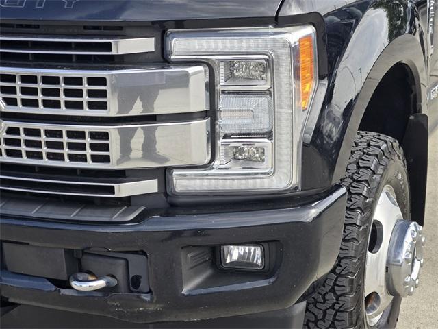 Photo of 2018 Shadow Black Ford F-350
