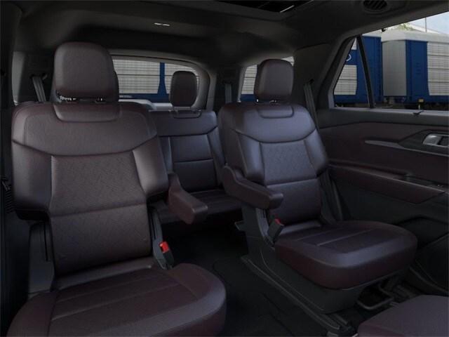 Photo of 2025 Rapid Red Metallic Tinted Clearcoat Ford Explorer