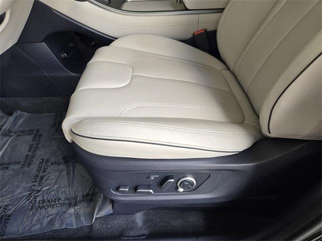 Photo of 2025 Abyss Black Pearl Hyundai PALISADE