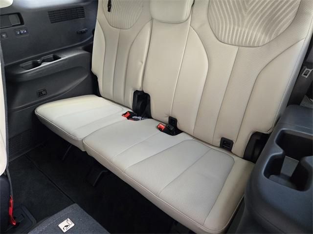 Photo of 2025 Abyss Black Pearl Hyundai PALISADE