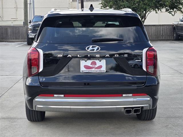 Photo of 2025 Abyss Black Pearl Hyundai PALISADE