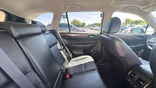 Photo of 2016 Blue Subaru Outback