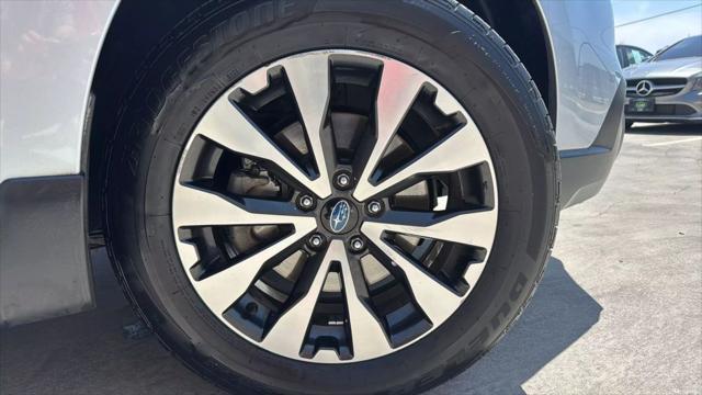 Photo of 2016 Blue Subaru Outback