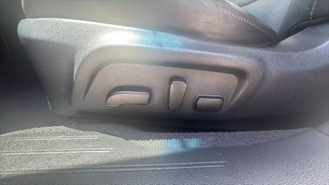 Photo of 2016 Blue Subaru Outback