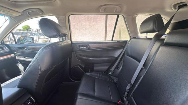 Photo of 2016 Blue Subaru Outback
